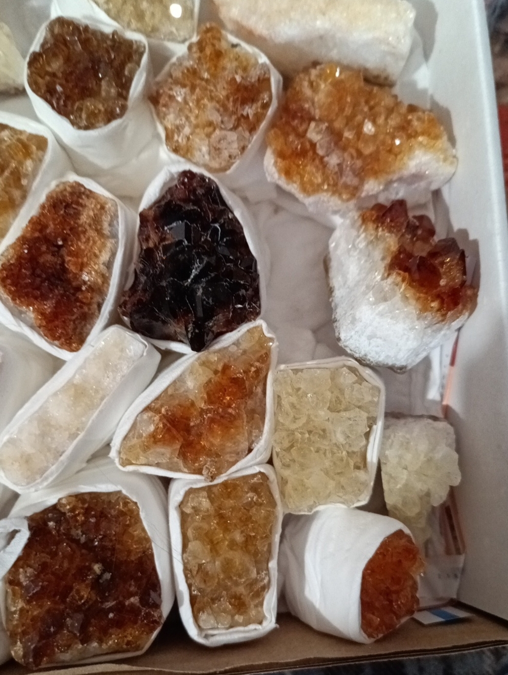 Citrine Cluster Lot Of 24 Crystals - Picture 5 of 5